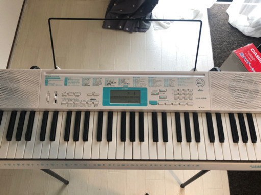 CASIO 電子キーボード