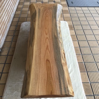 ケヤキテーブル天板　一枚板　無垢板　天然木　磨き加工済み　本州送料込みの画像