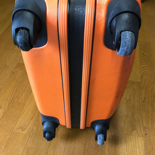 キャリーケース　お話し中の画像