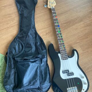 【美品】中古エレキベース（buskers)、ソフトケース付き