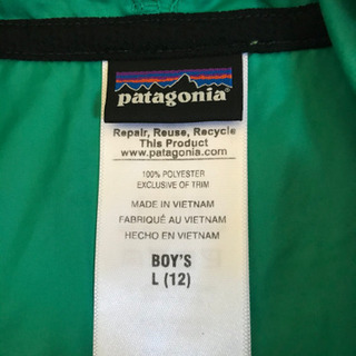 値下げパタゴニアウインドブレーカーボーイズLの画像