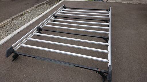 ルーフキャリア