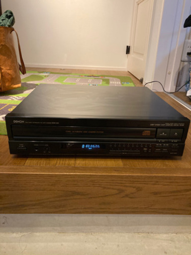 DENONのCDデッキ　5枚収納再生