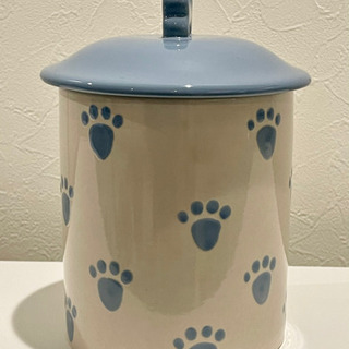ペットフードストッカー　犬　猫　ペットフードコンテナー　エサ入れ...