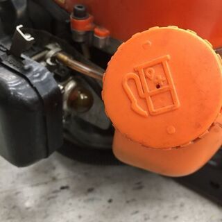 タナカ THT-2000 エンジンヘッジトリマー【リライズ野田愛宕店】【店頭取引限定】【中古】管理番号：IT4BL1OEX5Y0の画像