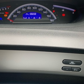ホンダ　フリード　電動リフトアップシートの画像