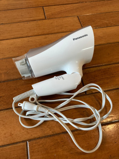 Panasonic ドライヤーEH-NE5A