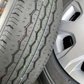 ハイエース 6型 新車外し 純正タイヤホイールセット 超美品