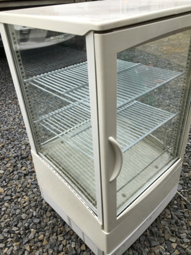 ●サンヨー 冷蔵ショーケース 卓上タイプ ６５Ｌ●動作品