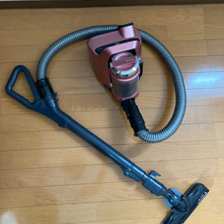 お譲り決定しました。TOSHIBA 掃除機