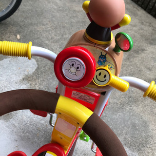 【アンパンマン】三輪車の画像