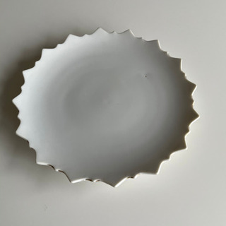 絵の無い絵皿の画像