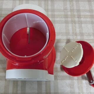 [中古] かき氷器(アイススライサー)手動 IS-3500 赤の画像