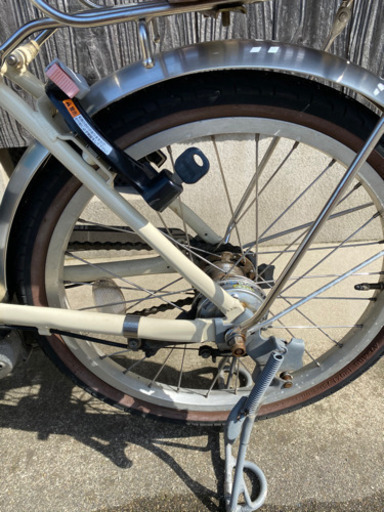 ヤマハ　電動アシスト自転車　8.7Ahバッテリー　20インチ
