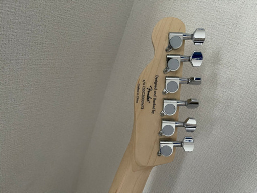 Squier by fenderエレキギター＋おまけ付き 受け取り割引