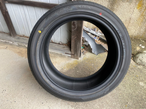 215/45-17 4本　新品同様