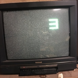 500円あげます。大きい昔のテレビです。高さ56幅62奥行き45の画像
