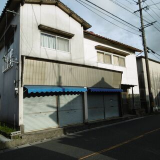【個人】住宅兼店舗一戸建て　県道沿い　商売される方にお勧め…