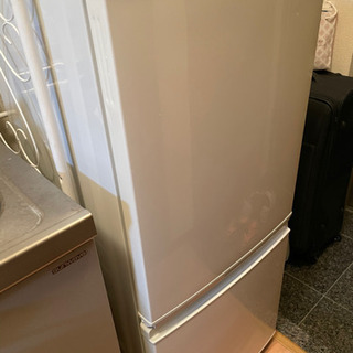 【お引取者決まりました】シャープ　冷蔵庫137L   2016年製の画像