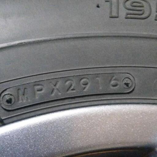 195 80r 15 スタッドレス　ホイール付
