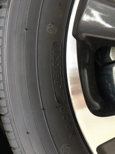 ボクシー  納車時のタイヤのみ