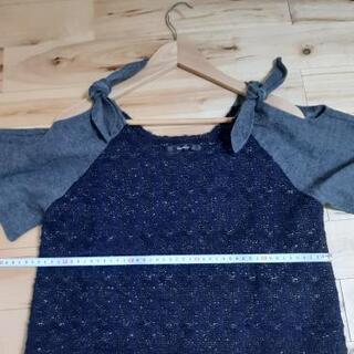 BANNER BARRETT 肩だしトップスの画像