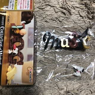 スヌーピー  フィギュア　新品