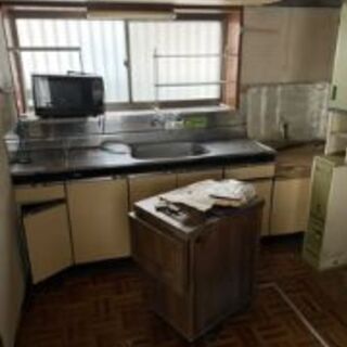 原状回復不要◎DIYリフォーム自由の築古戸建賃貸（5LDK）★駅徒歩９分駐車場付 − 神奈川県