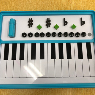 ★ヤマハ音楽教室★マグネットボード 五線譜 音符 鍵盤の画像