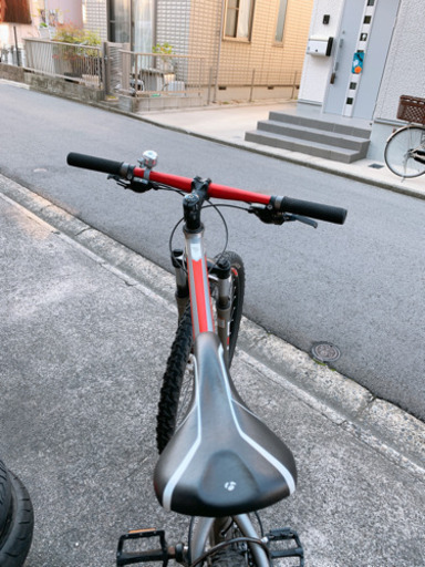 TREK スポーツ自転車