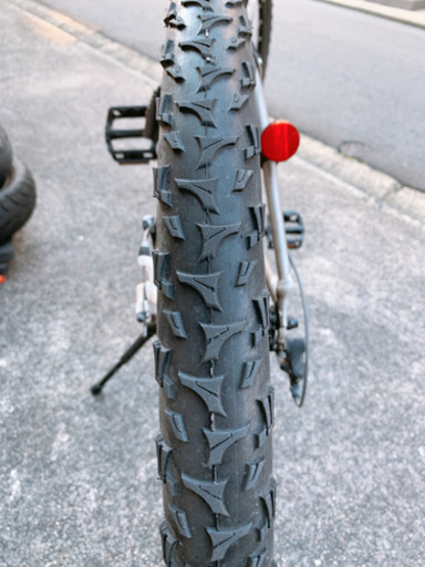 TREK スポーツ自転車