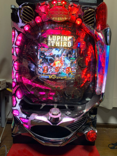 【パチンコ】【中古実機】CRルパン三世〜消されたルパン〜299ver.(平和)/循環機能付、データカウンター付、キャスター付、イヤホン変換器付