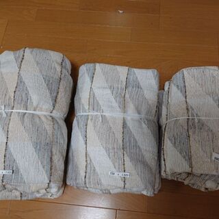 中古カーテン 4枚