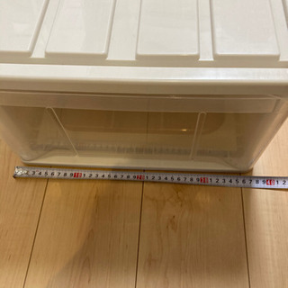 衣装ケースの画像