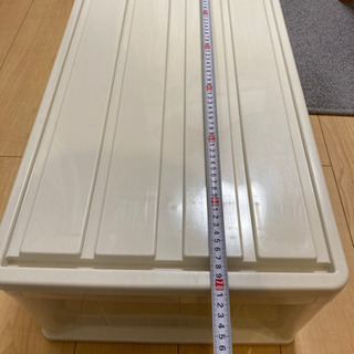 衣装ケースの画像