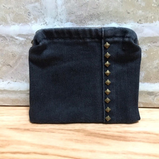 お値下げしました！ハンドメイド　かわいい　カッコいい　スタッズ　小銭入れ　ポーチ　2つセットの画像