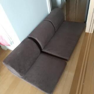 【新品・未使用】モダンデコ ローソファー