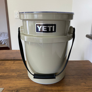 YETI ５ガロン バケツ 別売りの蓋付きです