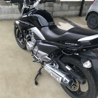 SUZUKI GSR250 スズキ　250 低走行距離の画像