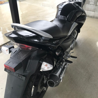 SUZUKI GSR250 スズキ　250 低走行距離の画像