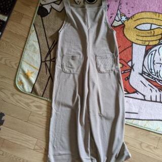 オールインワン、つなぎ