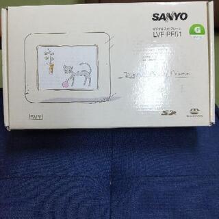 SANYO　デジタルフォトフレーム