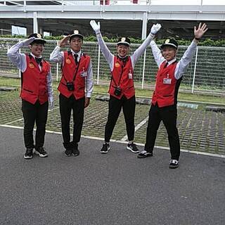向日市アミューズメント施設の警備スタッフの画像
