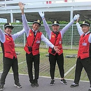 向日市アミューズメント施設の警備スタッフ