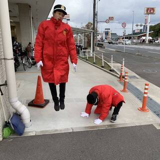 向日市アミューズメント施設の警備スタッフの画像