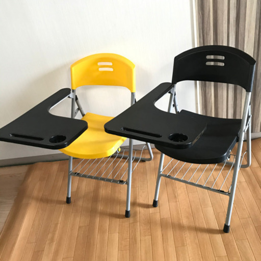 2脚セット　デスク付き　折りたたみチェア　オフィス家具　イス　テーブル付き