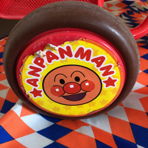 アンパンマン　三輪車　アンパンマンデラックスR Amazon.co.jp: 三輪車 それいけ! アンパンマン デラックスR