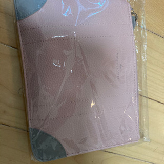 ANA ビジネスクラスのアメニティーセット2種類の画像