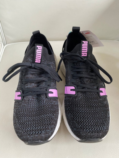 新品  PUMA プーマ スニーカー 23cm