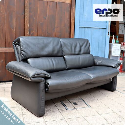 ドイツerpo(エルポ)社のLugano(ルガノ) 総皮革 2人掛けリクライニングソファーです。シンプルなデザインと上質なレザーがモダンな2Pソファー!ヘッドレストも可動式なのでシアタールームなどに♪
